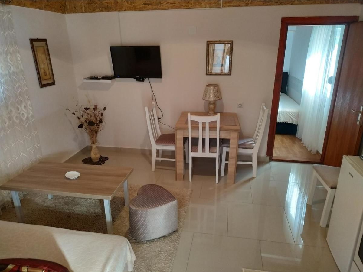 Апартаменты Apartment Helena Airport Подгорица