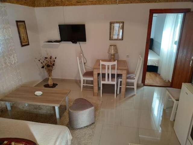 Апартаменты Apartment Helena Airport Подгорица-20